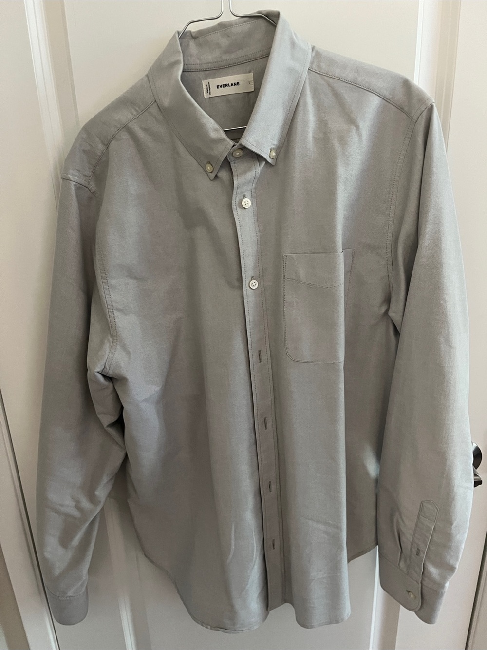 Everlane Men's Light Gray Button-Down Oxford Shirt